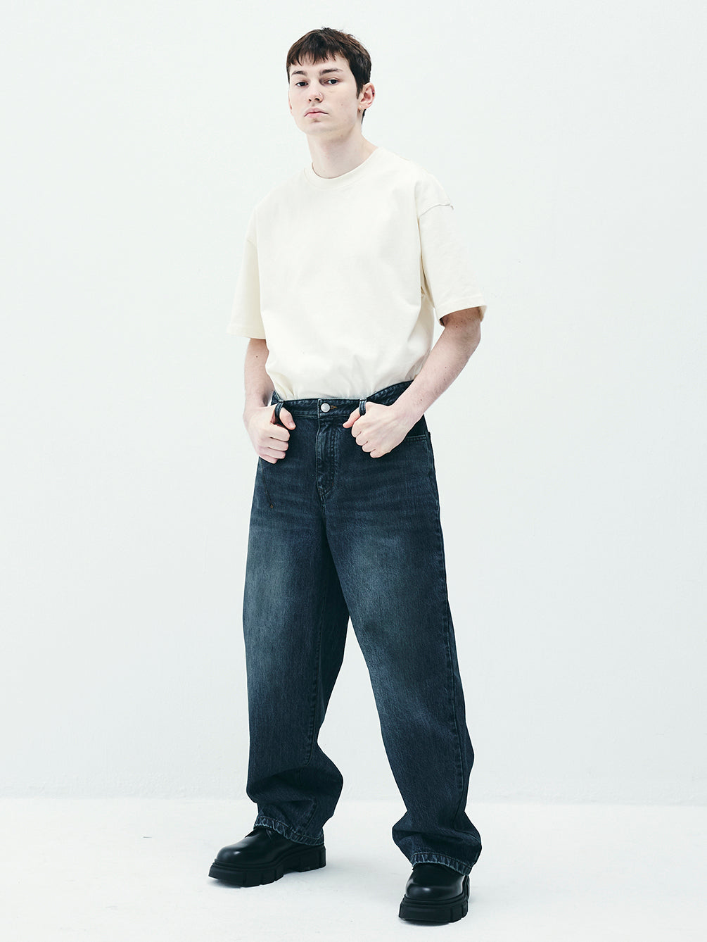 RAP5022 Semi Wide Fit Oil Jeans
